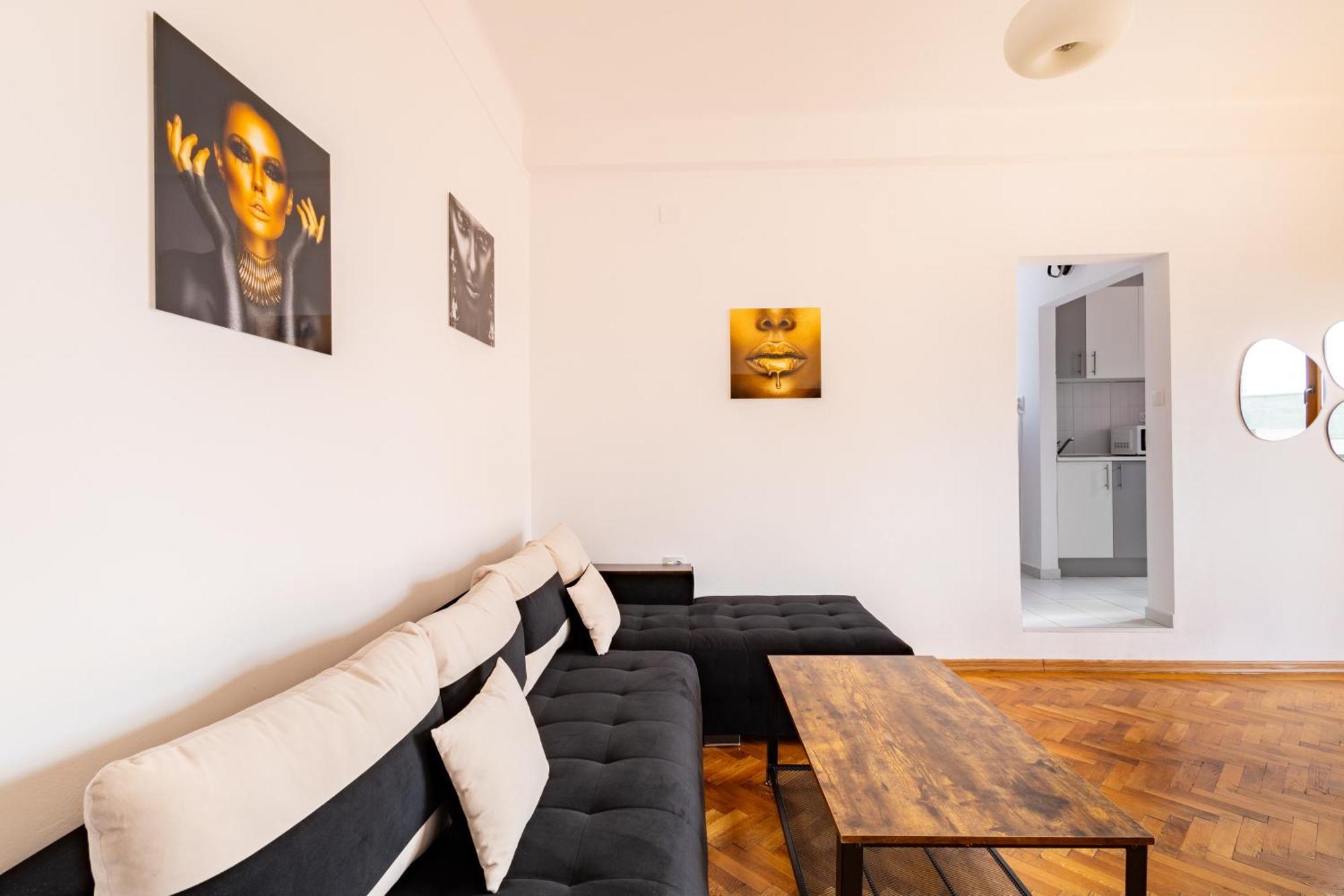 Apartament Downtown Victoria By Citybookings *