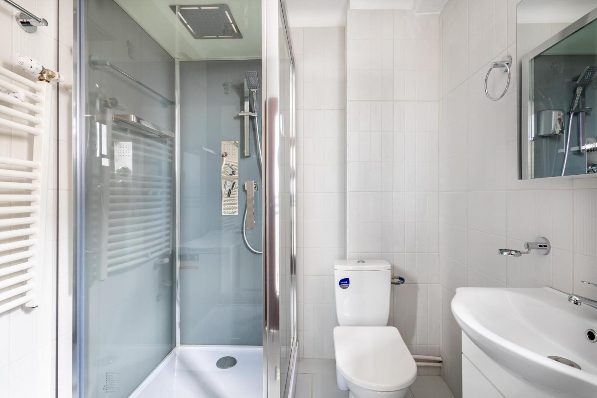 Downtown Victoria By Citybookings Apartament Bucureşti